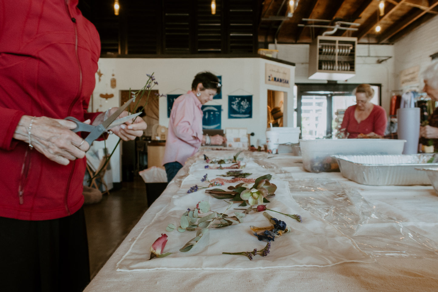 Botanical Dyeing on Silk Scarves with Timberline Flower Farm | 09/21