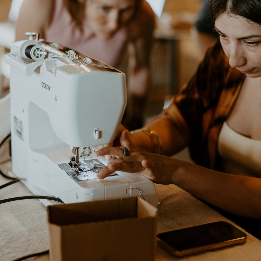 Learn to Sew: Zippered Pouch Edition | 10/19 + 10/26