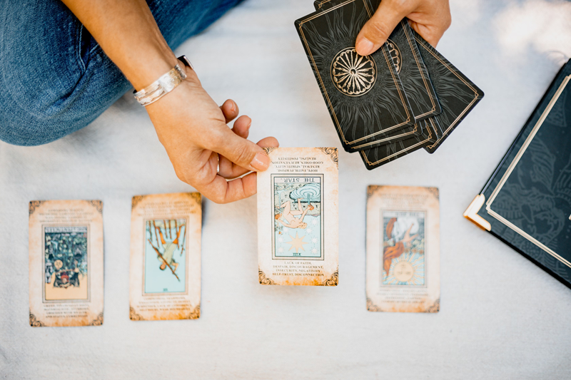 Introduction to Tarot with Little Sage Tarot | 10/15