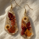 Fall Botanical Resin Jewelry with Sonshine Arts | 10/14 | 6-8PM